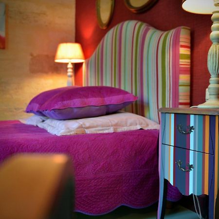 Petit Garros Hotel Fronsac  ภายนอก รูปภาพ